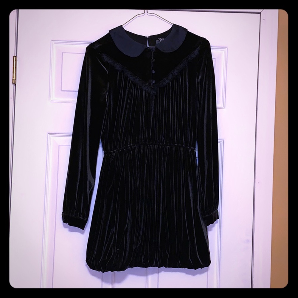Black velvet dress by Gracia purchased from UO